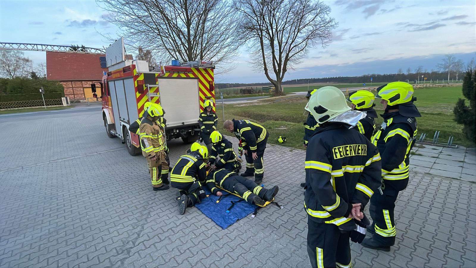 PHOTO-2025-04-11-19-46-13